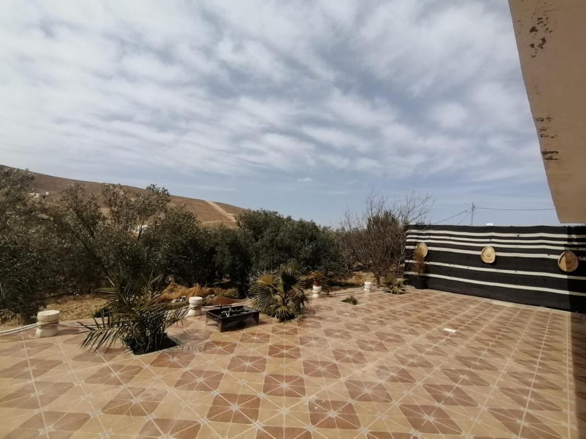 Farmer Stay Hostel Wadi Musa Buitenkant foto