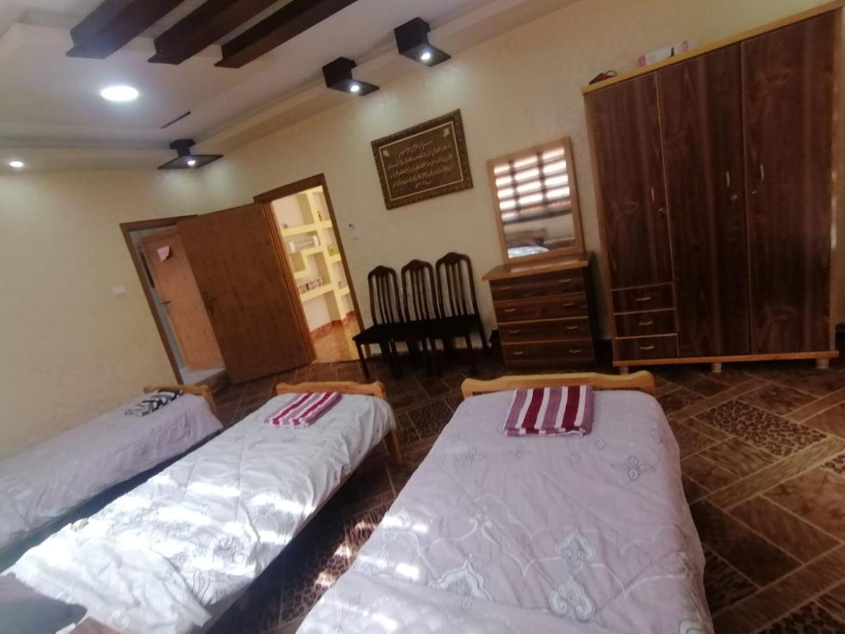 Farmer Stay Hostel Wadi Musa Buitenkant foto