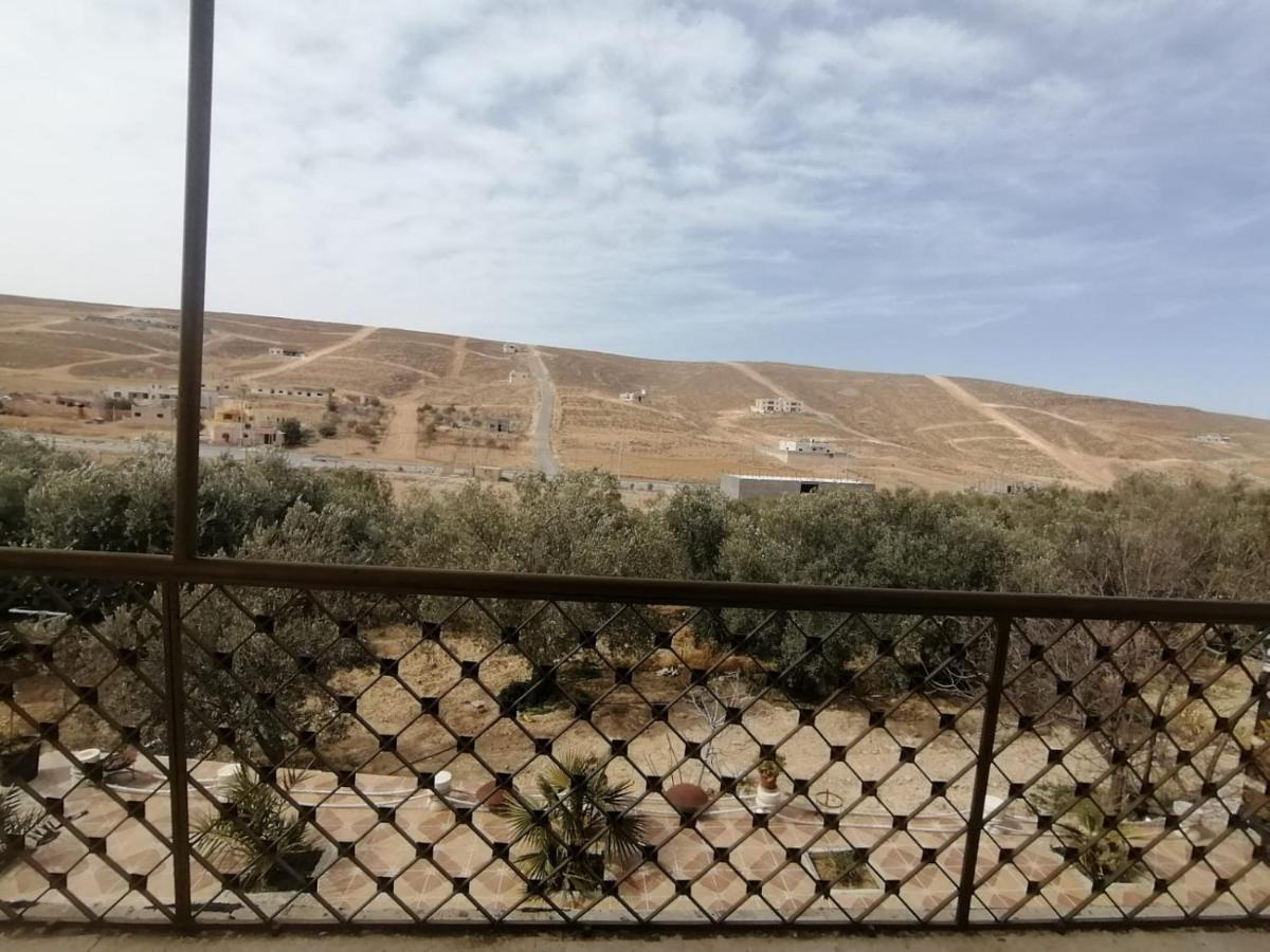 Farmer Stay Hostel Wadi Musa Buitenkant foto
