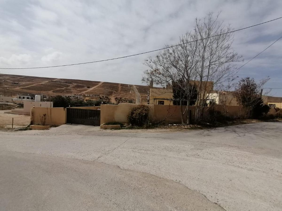 Farmer Stay Hostel Wadi Musa Buitenkant foto