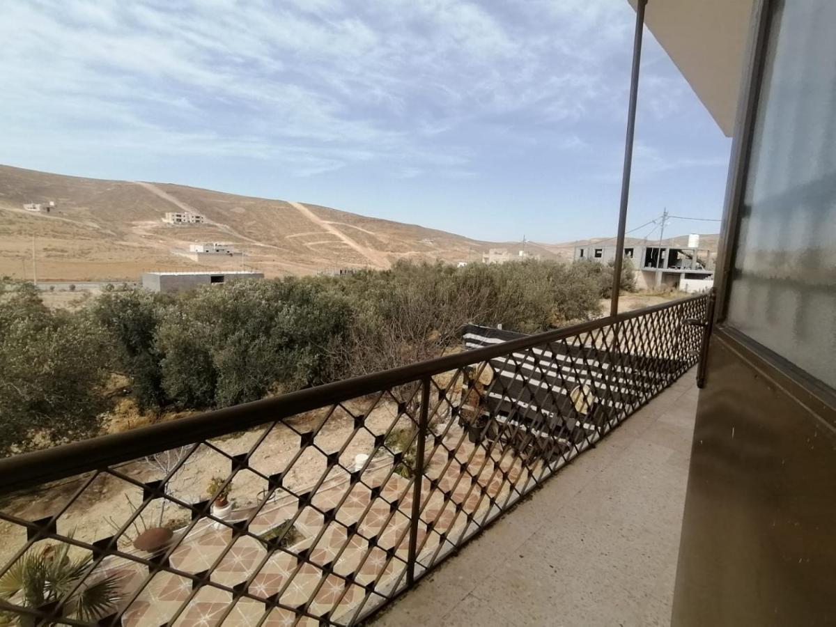 Farmer Stay Hostel Wadi Musa Buitenkant foto