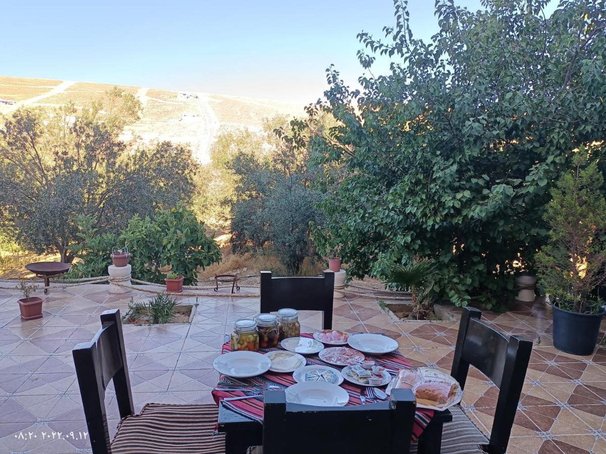 Farmer Stay Hostel Wadi Musa Buitenkant foto